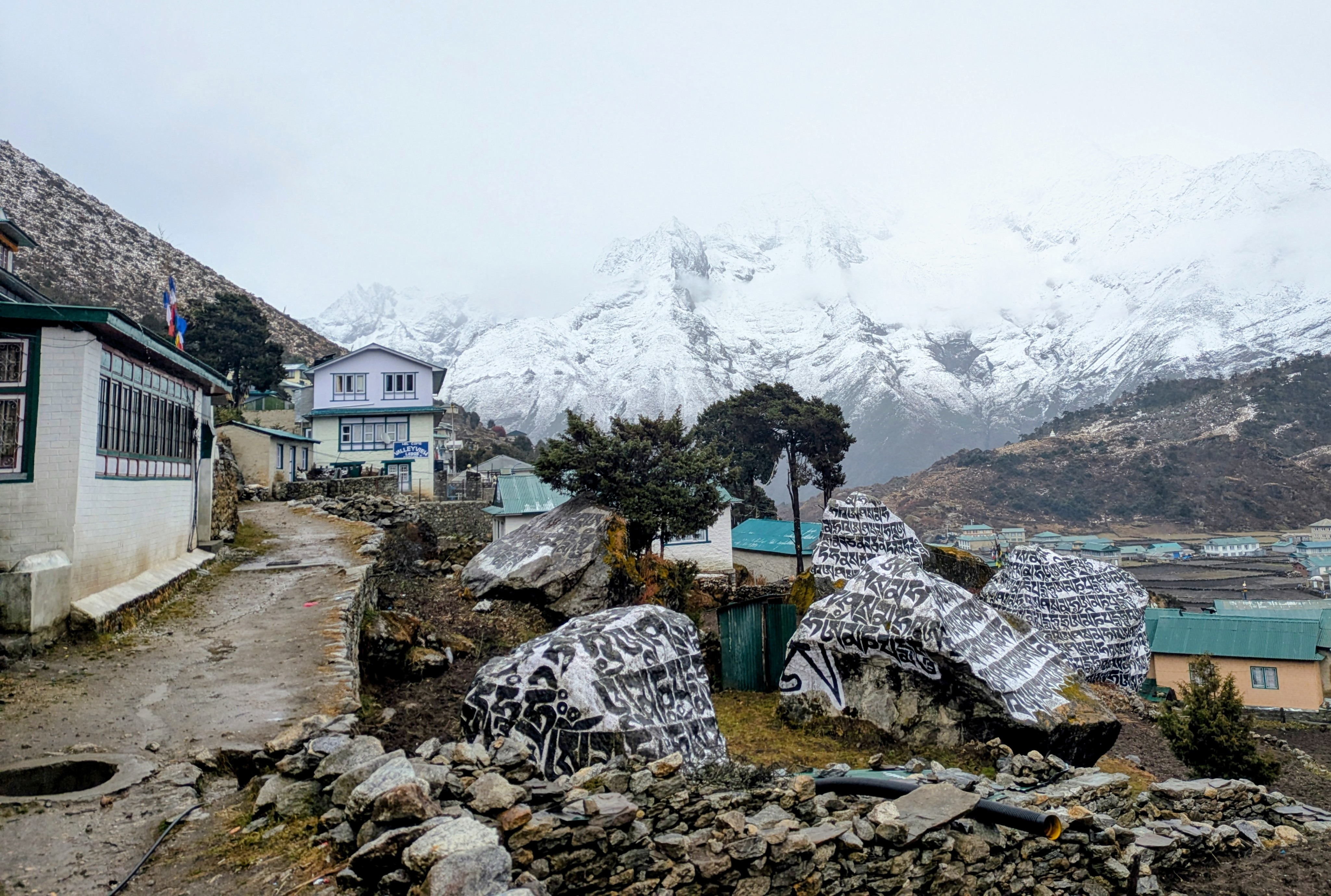 Les pierres pleines de mantras